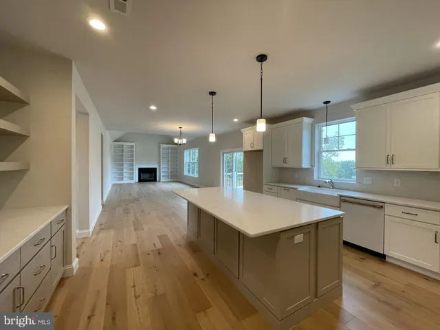 $927,232 | 2010 Sunrise Drive, Coopersburg, PA 18036