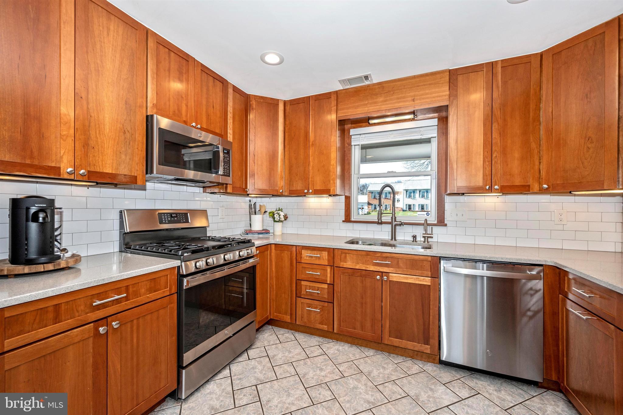 17321 Hughes Road Poolesville, MD 20837 - Photo 26 of 72 Gallery Image 26