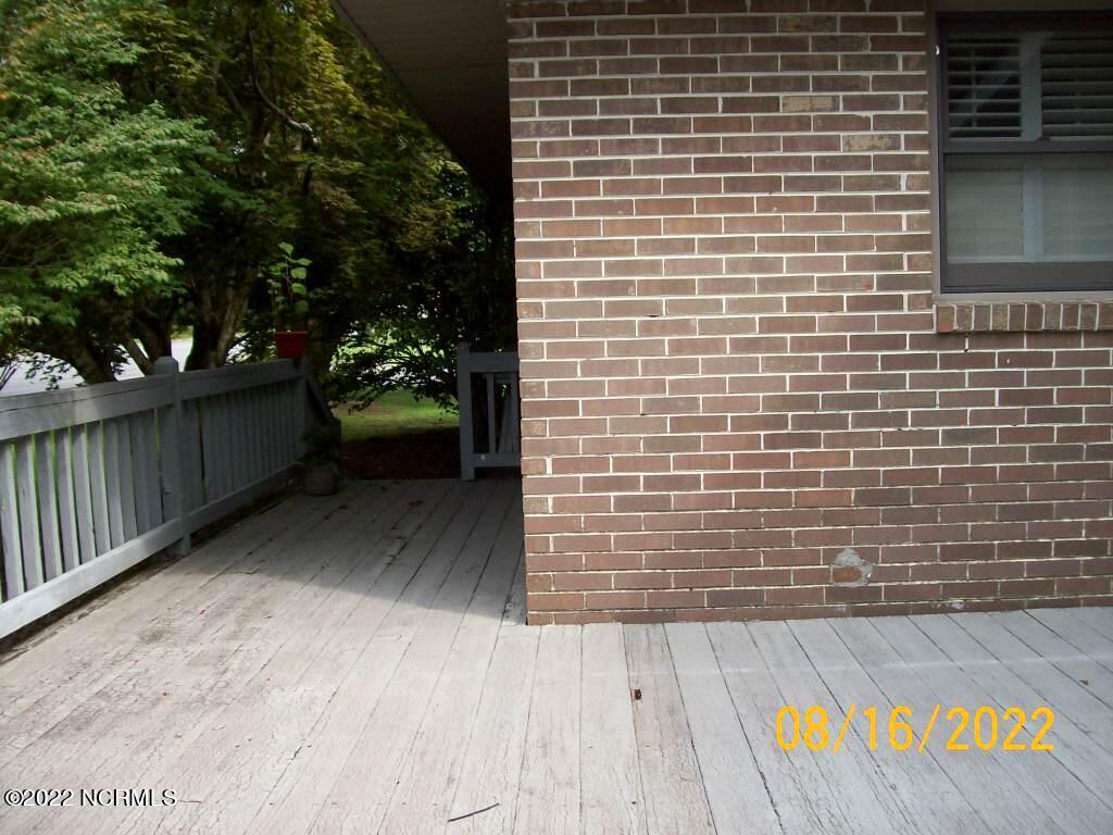 106 Sunset Road Wallace, NC 28466 - Photo 14 of 17 100_8318