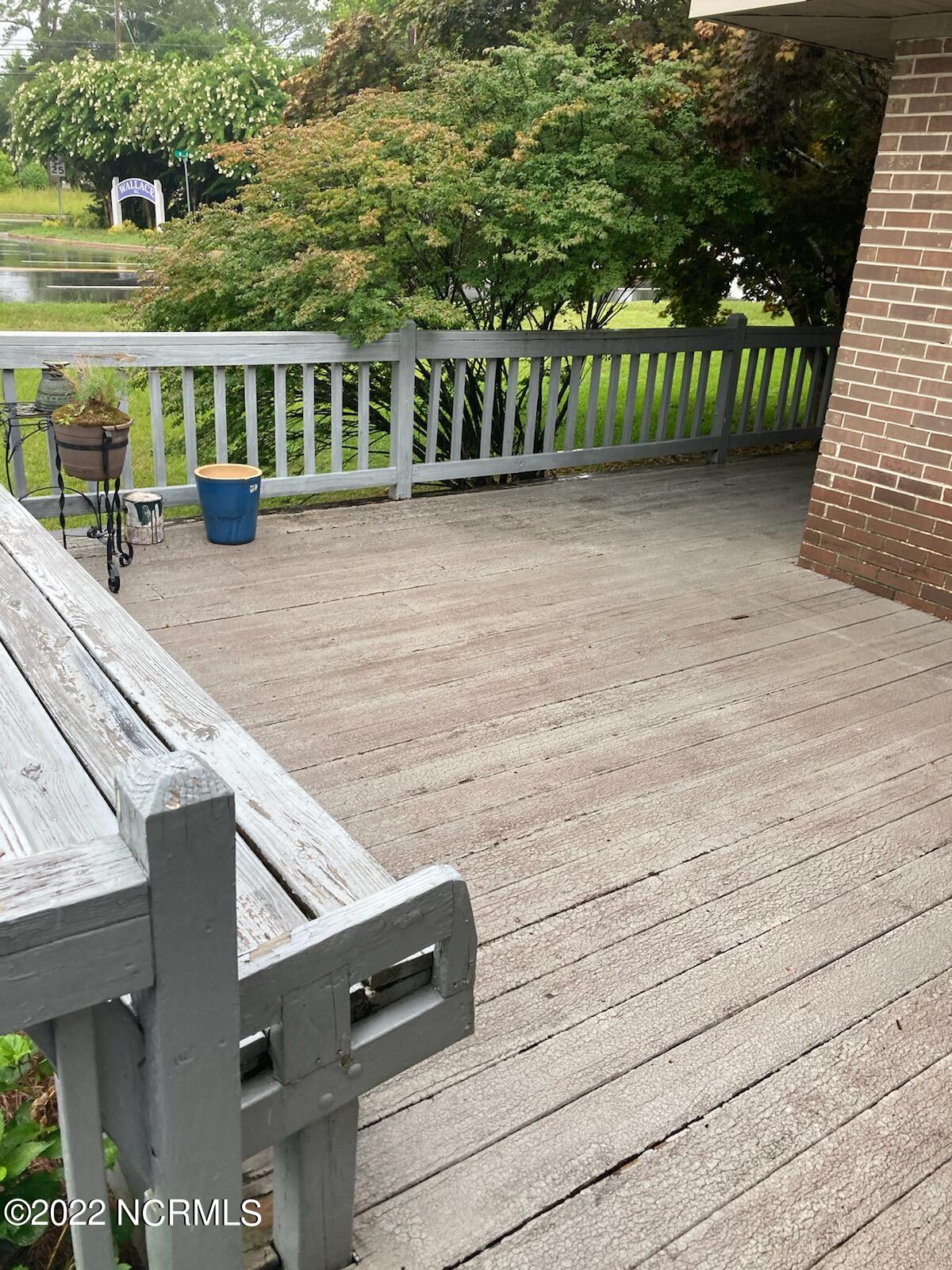 106 Sunset Road Wallace, NC 28466 - Photo 3 of 17 Deck