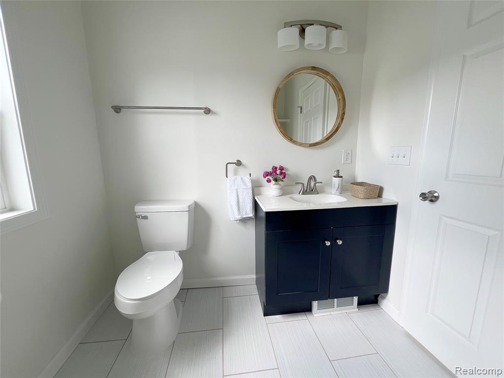43 Rathbone Street Mount Clemens, MI 48043 - Photo 17 of 32 Gallery Image 17