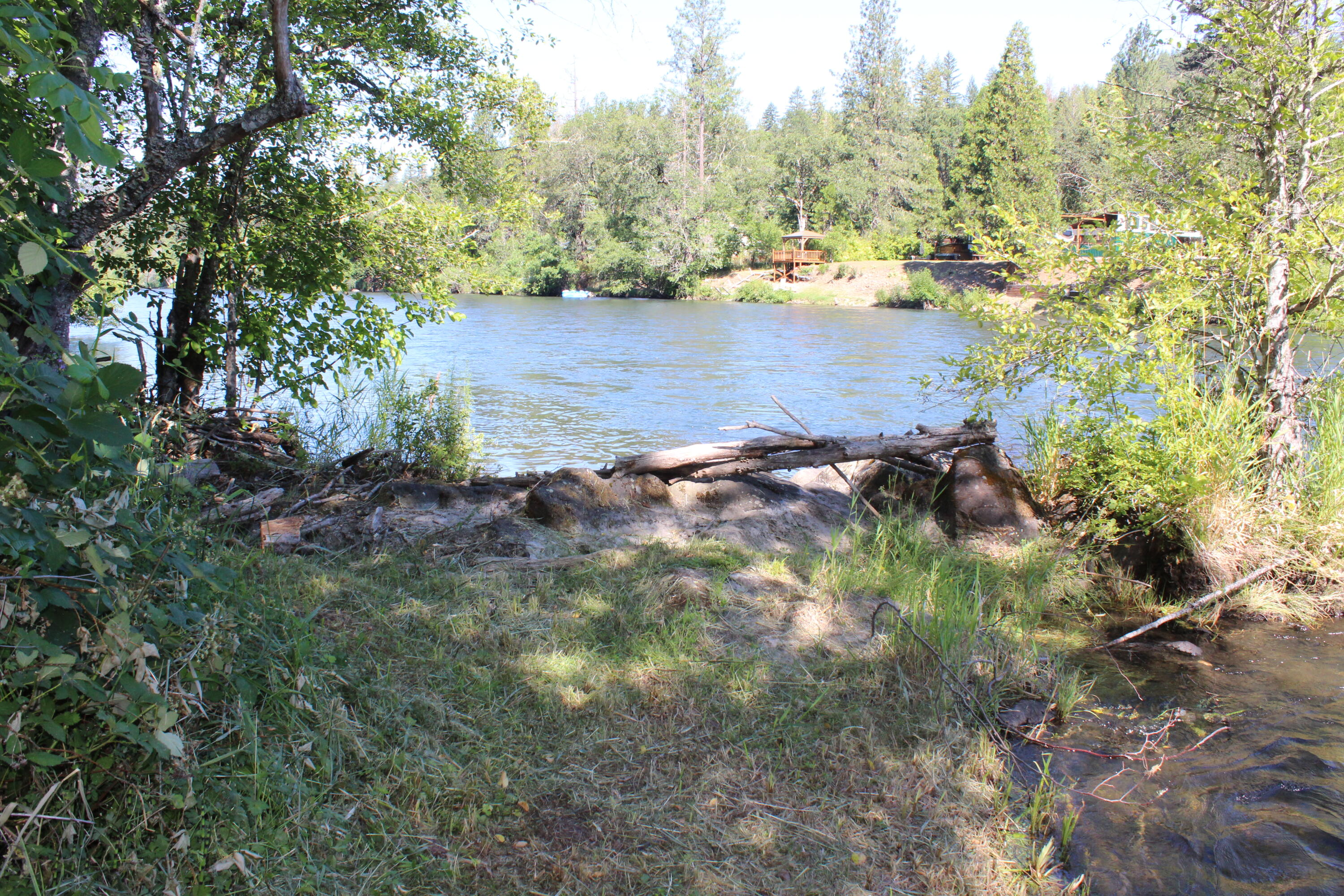 Old Ferry Road Shady Cove, OR 97539 - Photo 31 of 33 IMG_2200