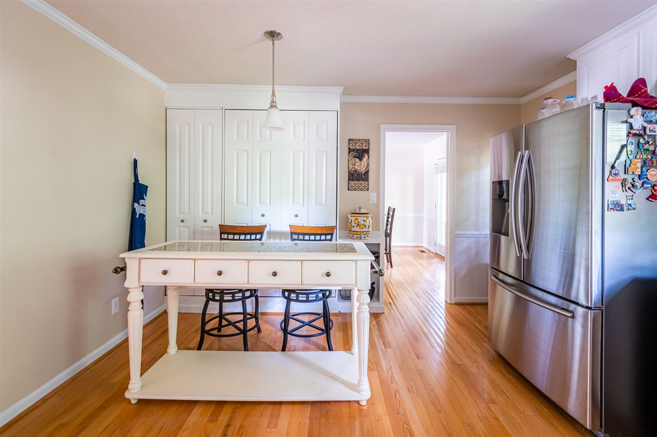 4000 Castle Court Raleigh, NC 27613 - Photo 6 of 29 Photo 6