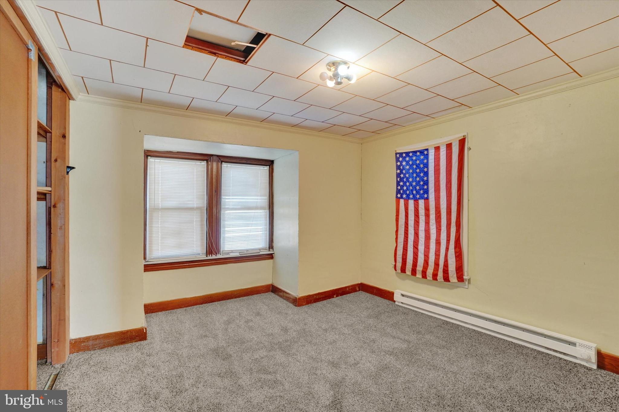 58 East Railroad Street Spring Grove, PA 17362 - Photo 20 of 24 an empty room with windows