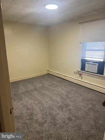 $1,650 | 58 East Railroad Street, Spring Grove, PA 17362