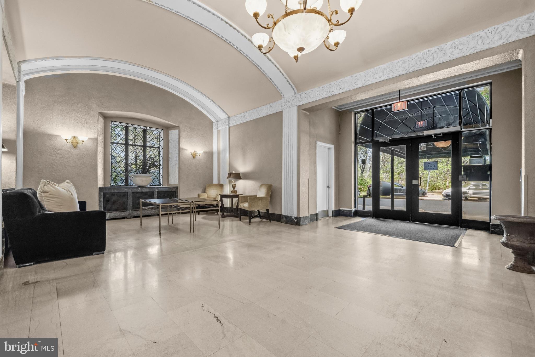2032 Belmont Road Northwest, Unit 104 Washington, DC 20009 - Photo 17 of 22
