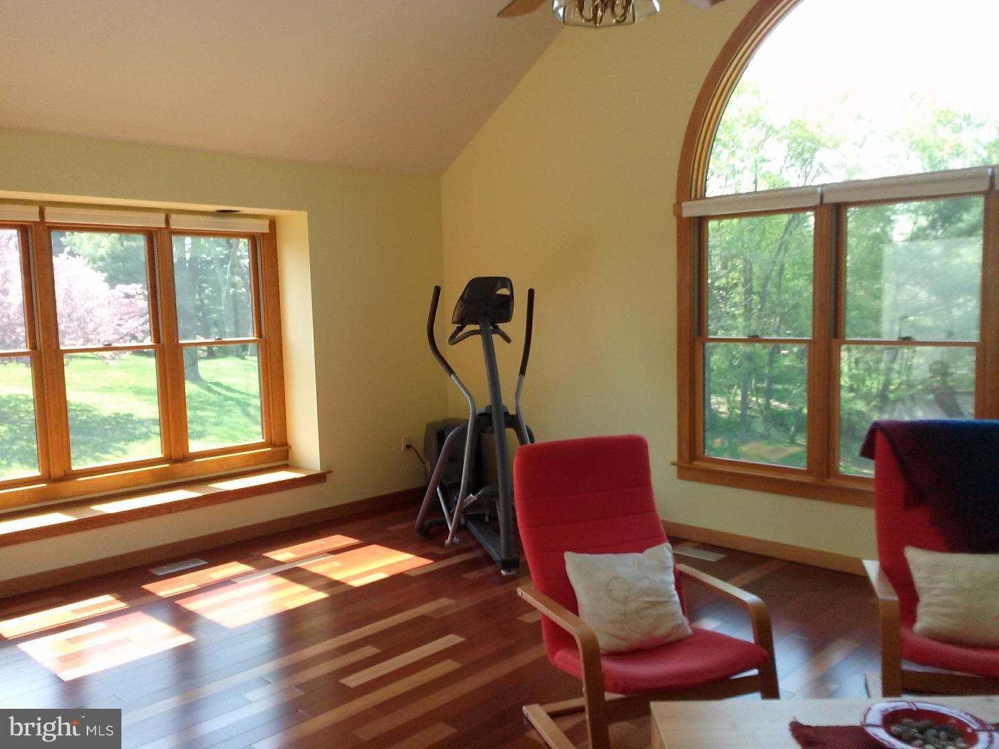 1259 Merrill Road West Chester, PA 19382 - Photo 9 of 22 Family Room