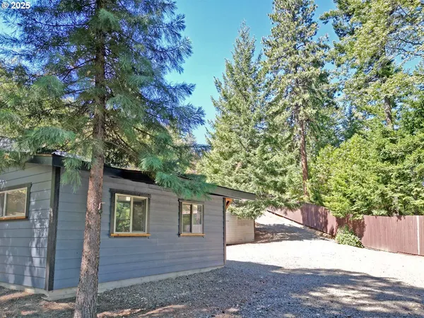 $265,000 | 4712 Old Highway 99 South, Ashland, OR 97520
