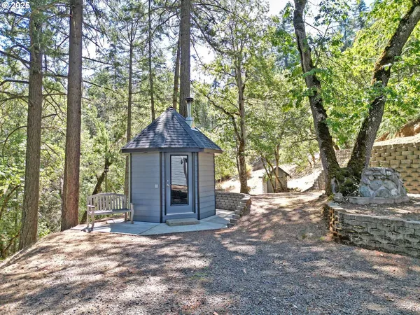 $265,000 | 4712 Old Highway 99 South, Ashland, OR 97520