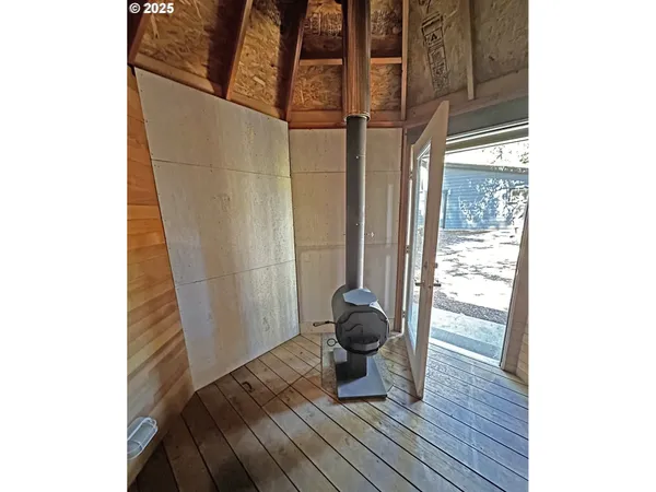 $265,000 | 4712 Old Highway 99 South, Ashland, OR 97520