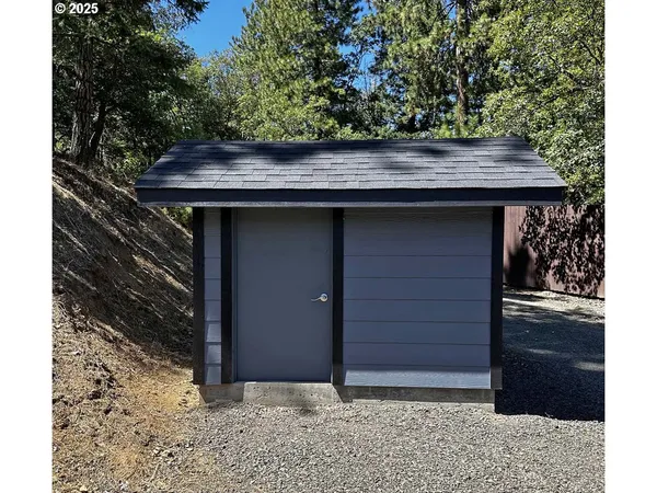 $265,000 | 4712 Old Highway 99 South, Ashland, OR 97520