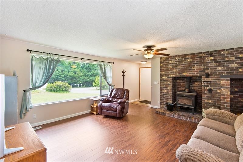 20841 Kaster Road Northwest Poulsbo, WA 98370 - Photo 2 of 20 Gallery Image 2
