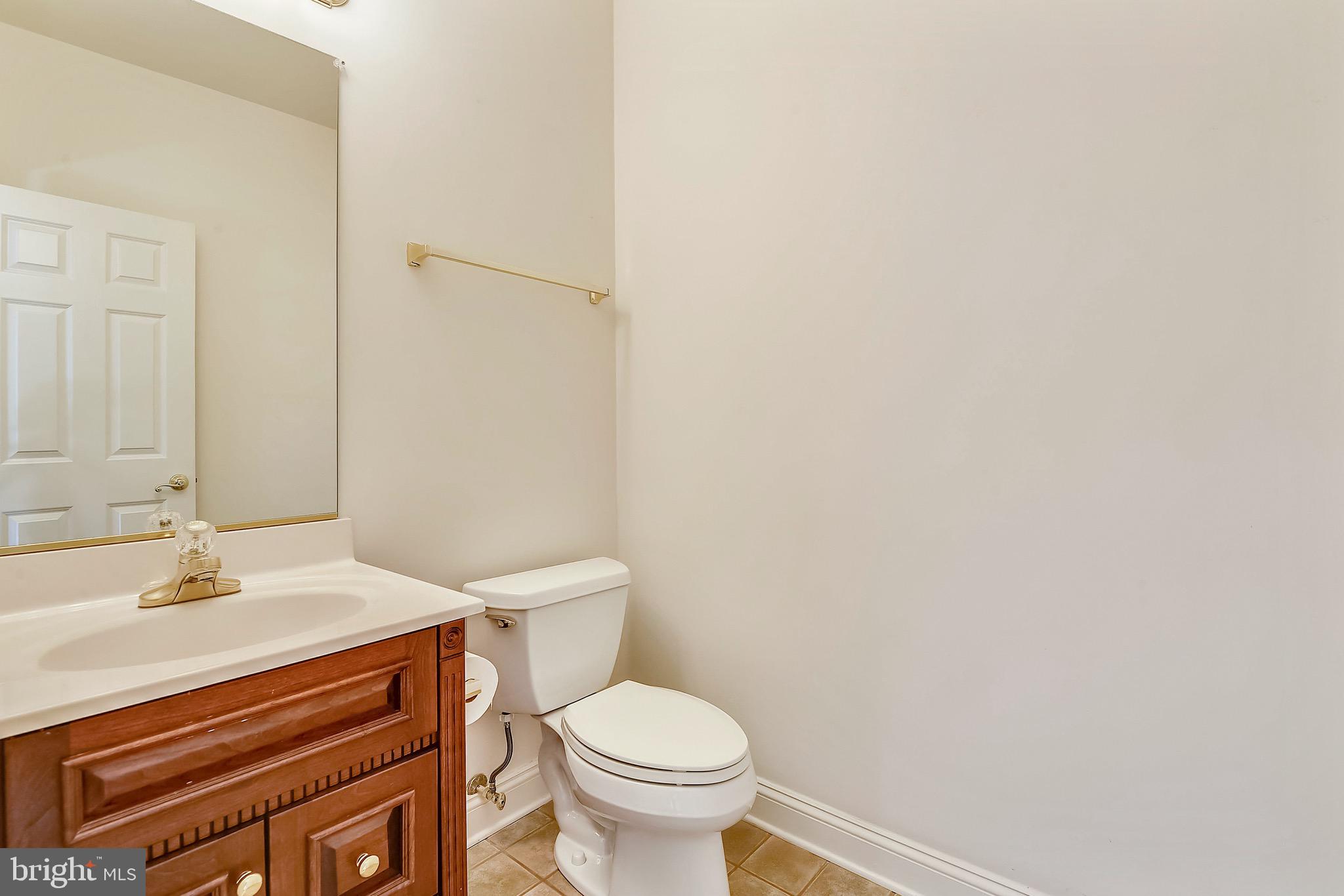 311 Kyle Road Crownsville, MD 21032 - Photo 28 of 92 Main level Powder Room