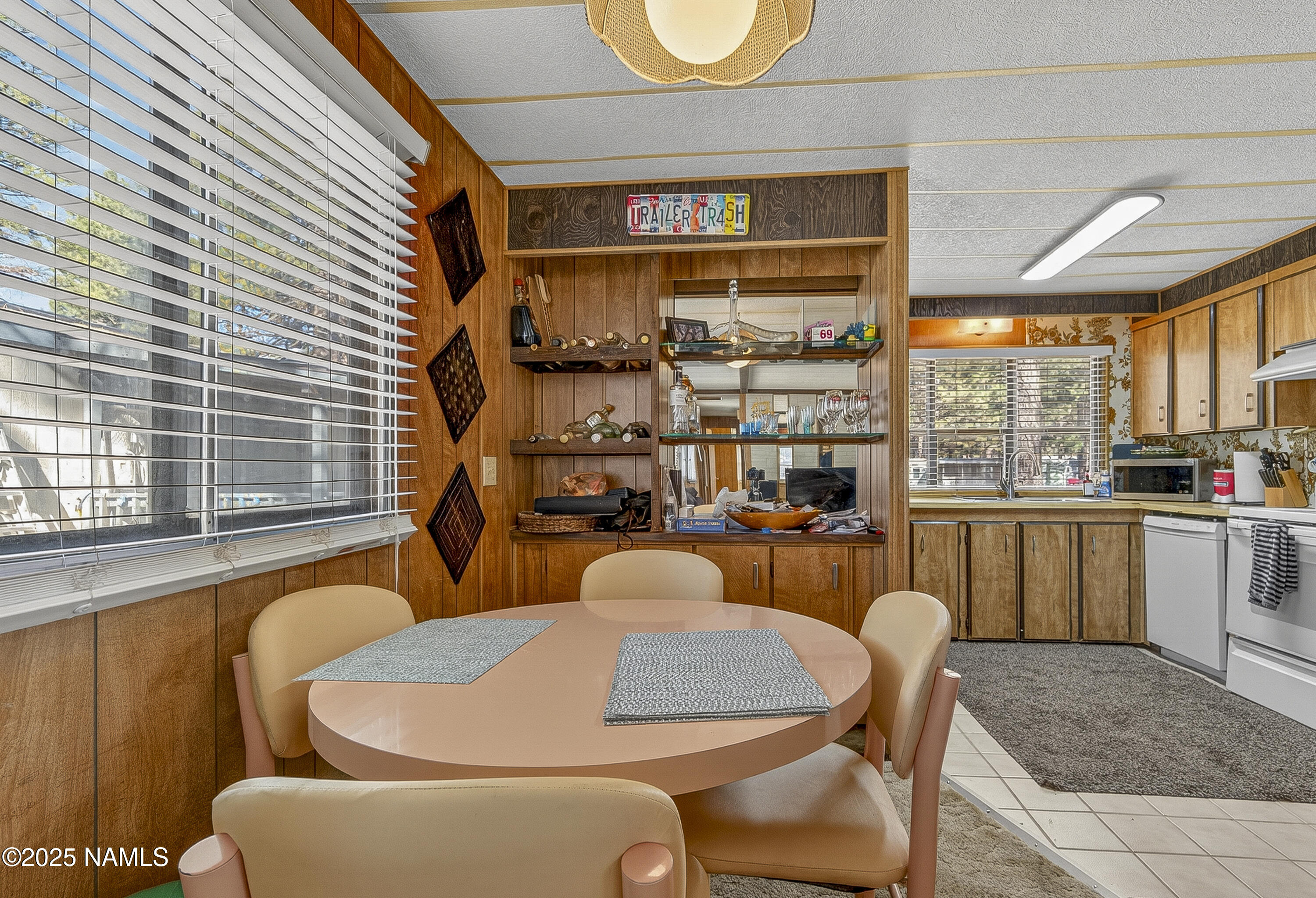 2500 West Rte 66, Unit 83 Flagstaff, AZ 86001 - Photo 6 of 24 a outdoor dining space with furniture and outdoor view