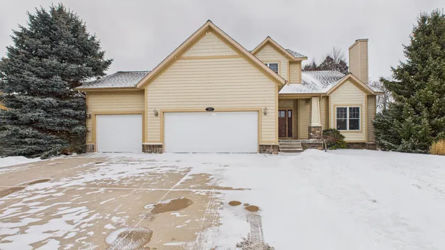 $610,000 | 88 Meadows Drive, Muskegon, MI 49444