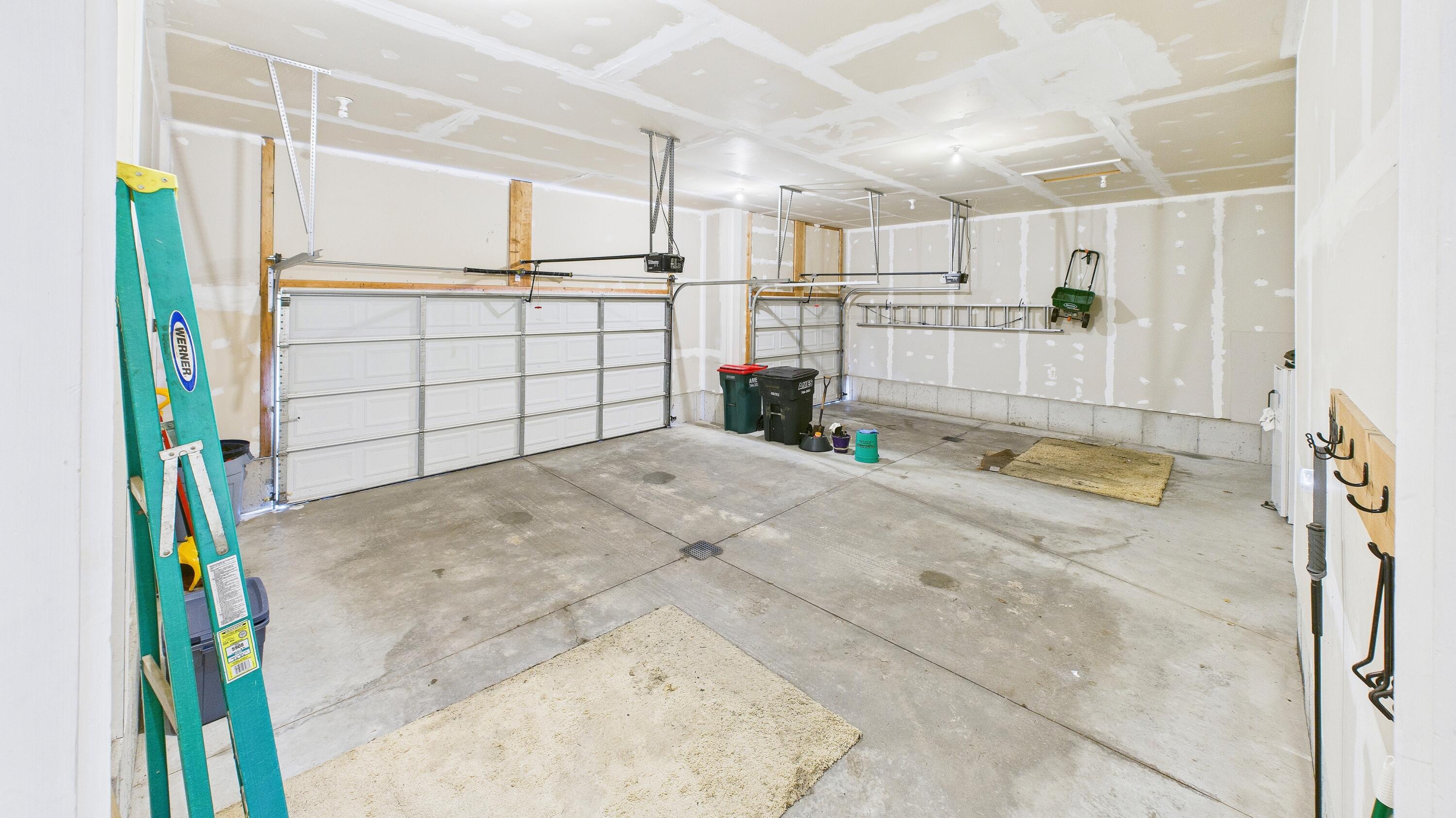 88 Meadows Drive Muskegon, MI 49444 - Photo 25 of 51 CAM04872G0-PR0050-STILL018