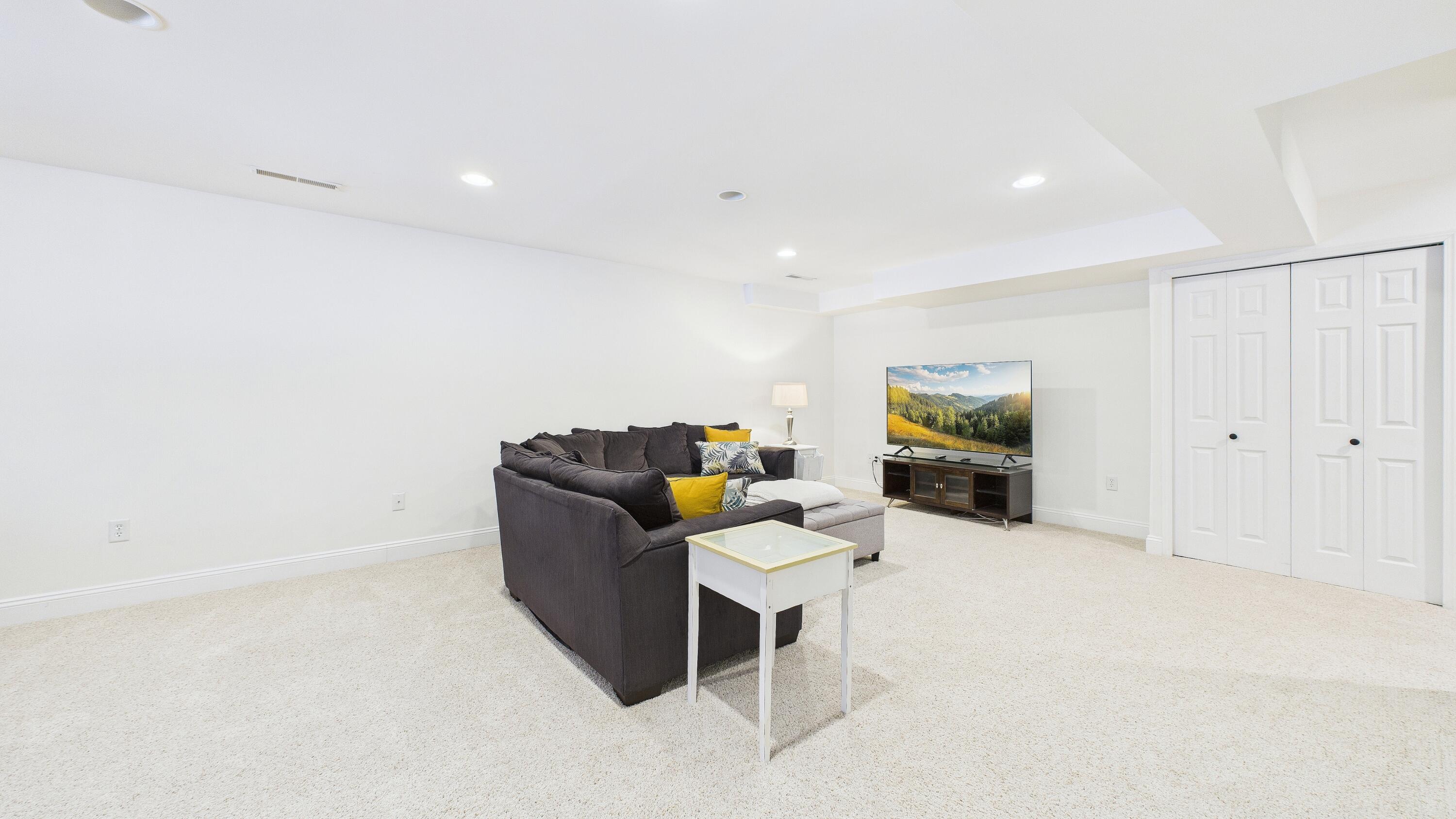 88 Meadows Drive Muskegon, MI 49444 - Photo 47 of 51 CAM04872G0-PR0050-STILL040