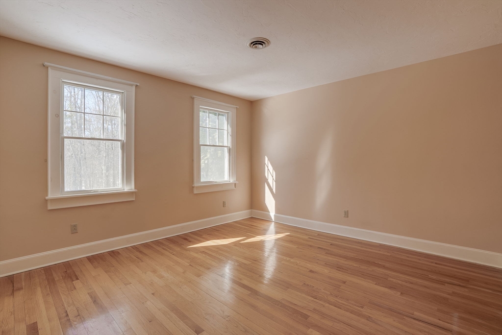 51 Brooks Road Winchendon, MA 01475 - Photo 37 of 41 Gallery Image 37