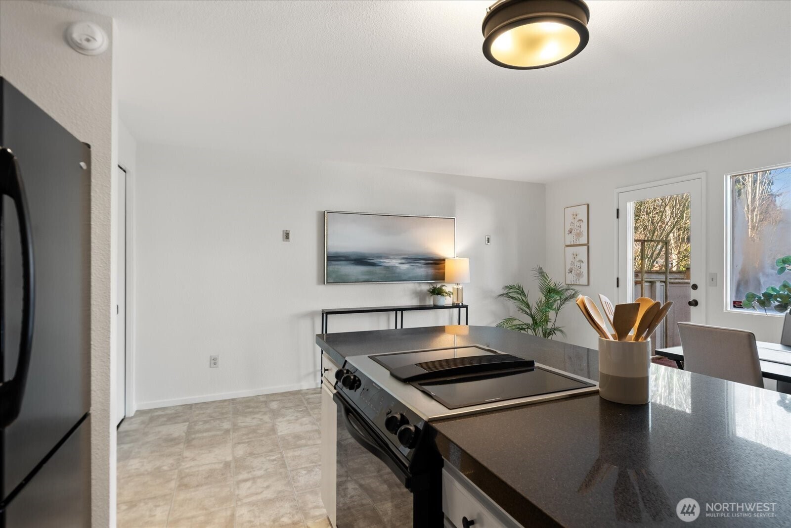 8229 212th Street Southwest, Unit 102 Edmonds, WA 98026 - Photo 13 of 38