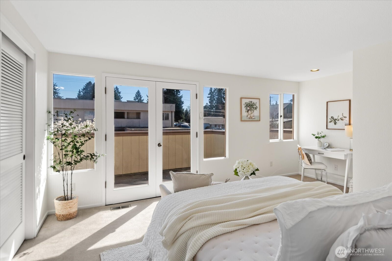 8229 212th Street Southwest, Unit 102 Edmonds, WA 98026 - Photo 18 of 38