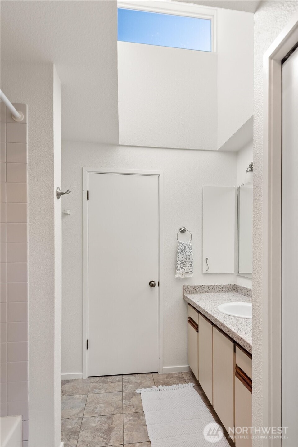 8229 212th Street Southwest, Unit 102 Edmonds, WA 98026 - Photo 25 of 38