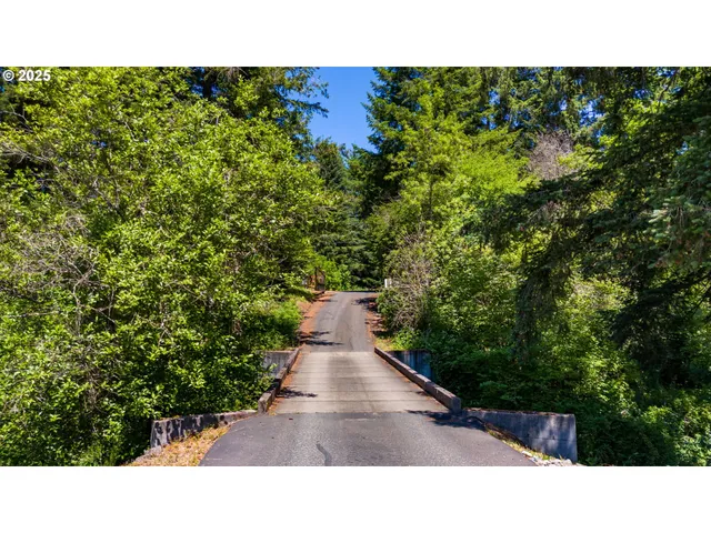 a view of an outdoor space and a yard