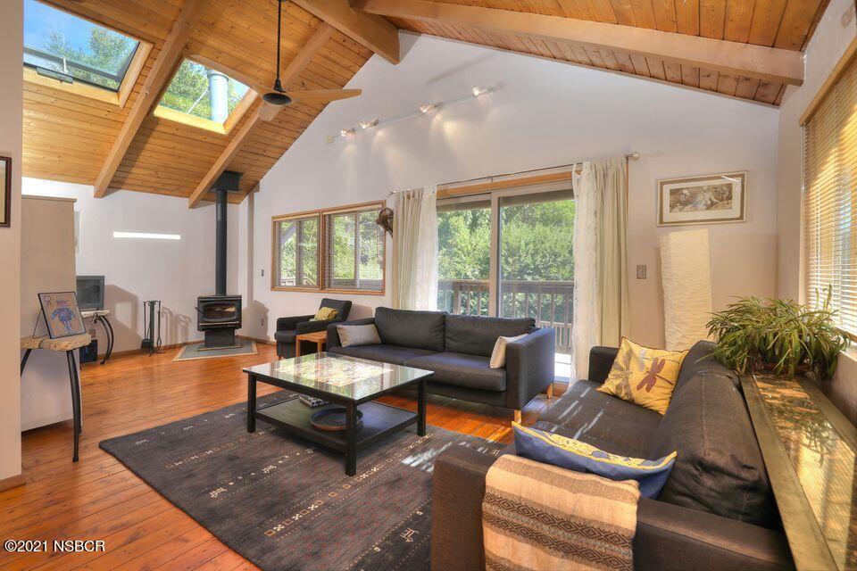 4864 Glenn Road Santa Barbara, CA 93105 - Photo 1 of 33 Great Room