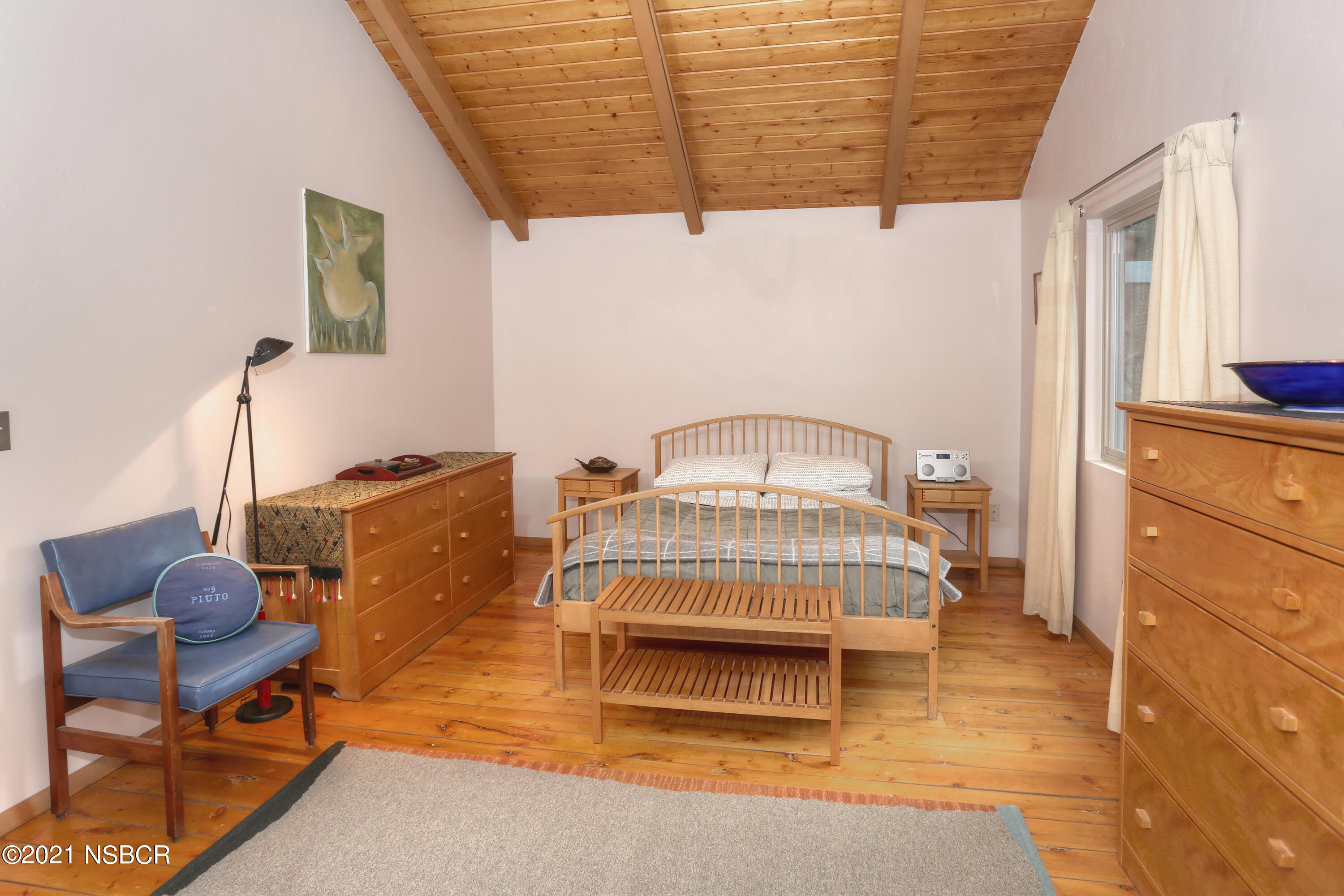 4864 Glenn Road Santa Barbara, CA 93105 - Photo 11 of 33 Guest Bed #1