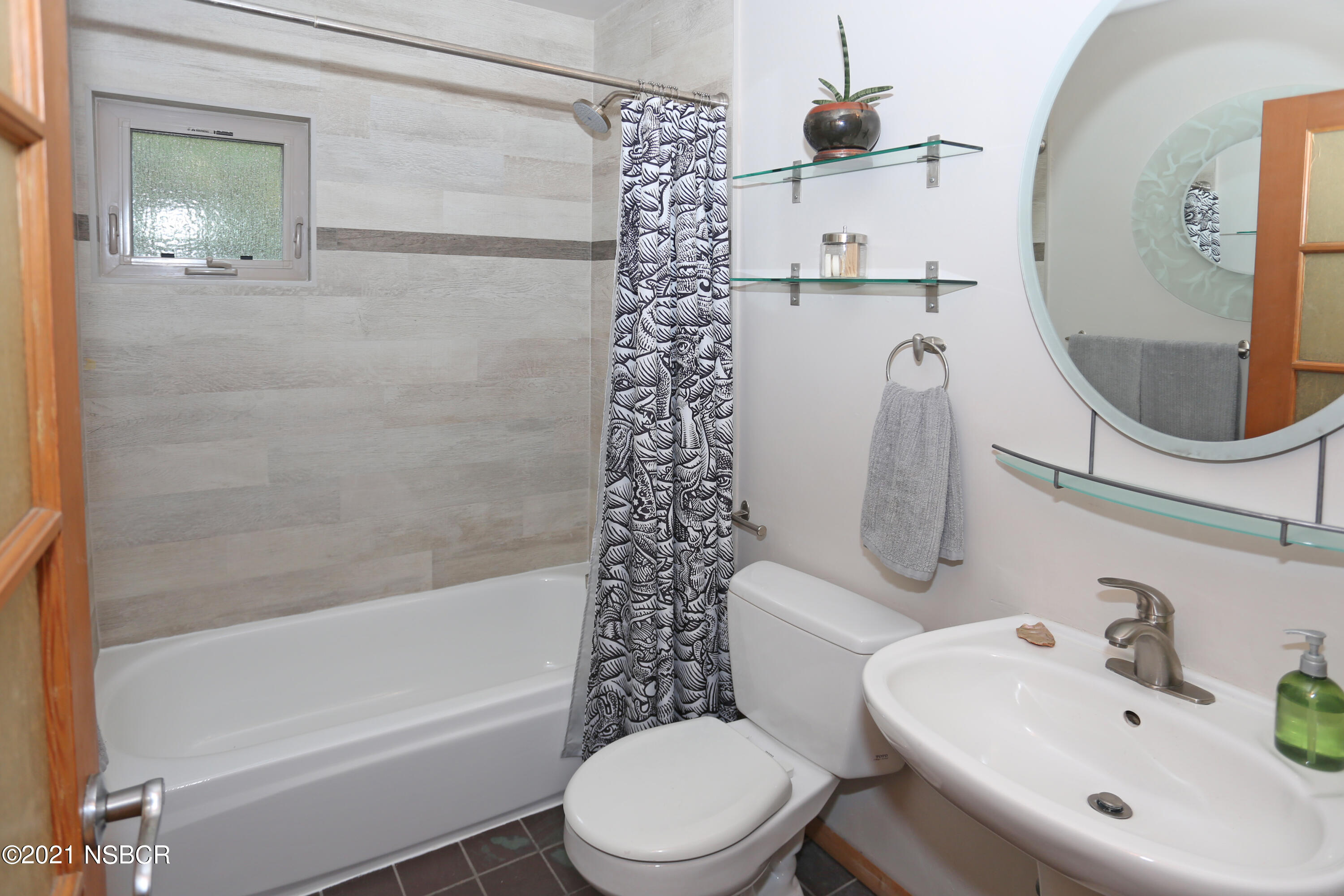 4864 Glenn Road Santa Barbara, CA 93105 - Photo 12 of 33 Bath#1