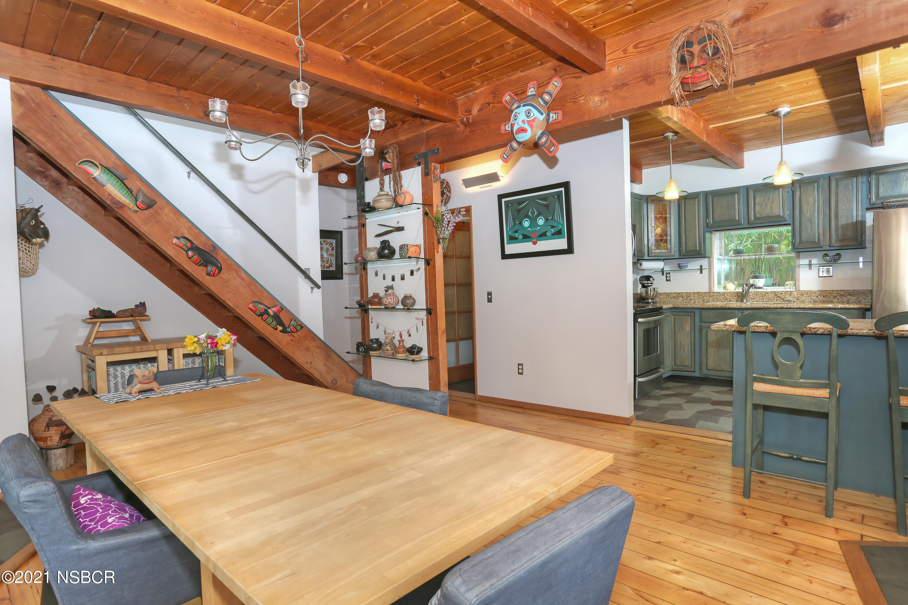 4864 Glenn Road Santa Barbara, CA 93105 - Photo 7 of 33 Dining:Kitchen