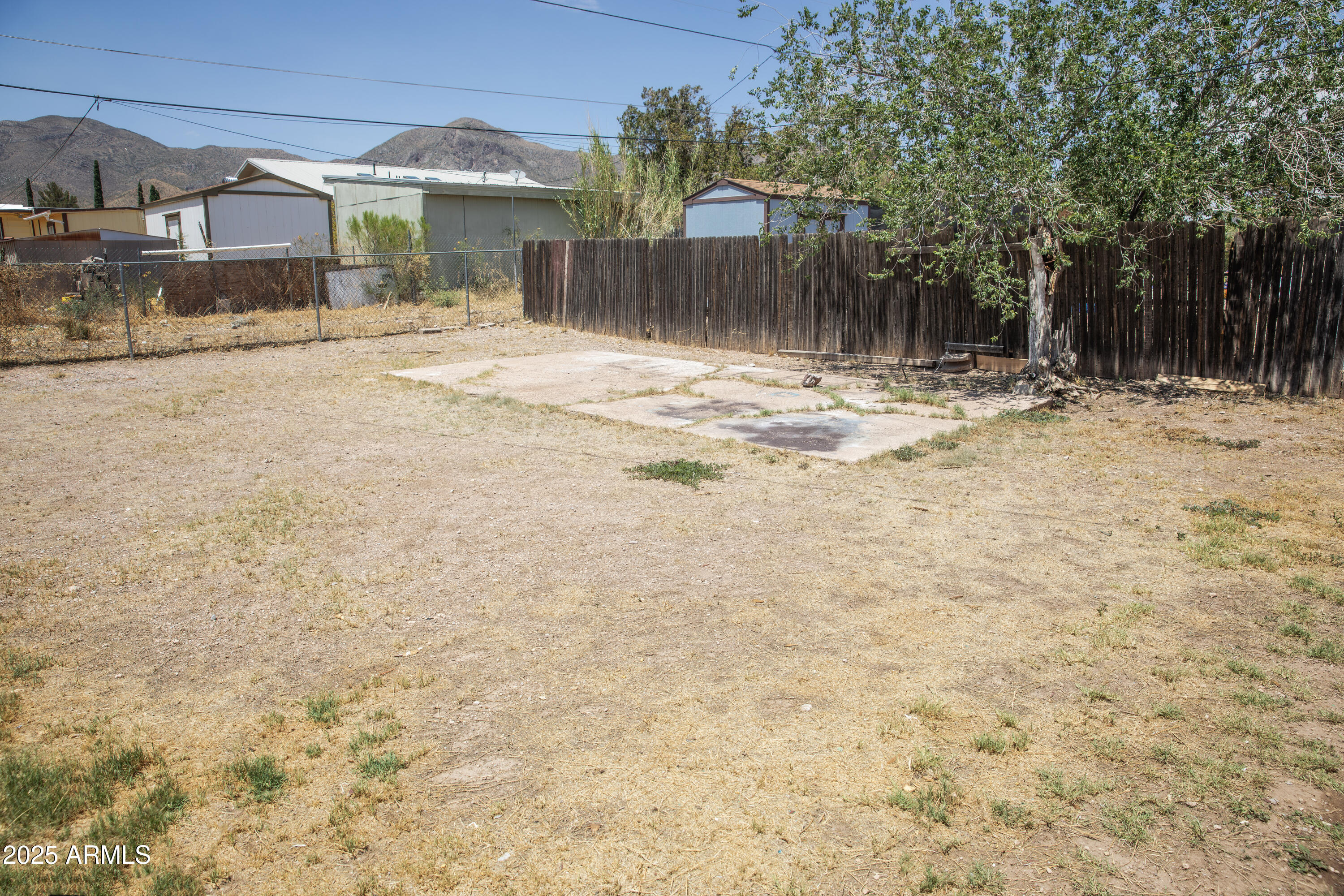 108 Graham Drive Bisbee, AZ 85603 - Photo 22 of 52 a view of back yard of the house
