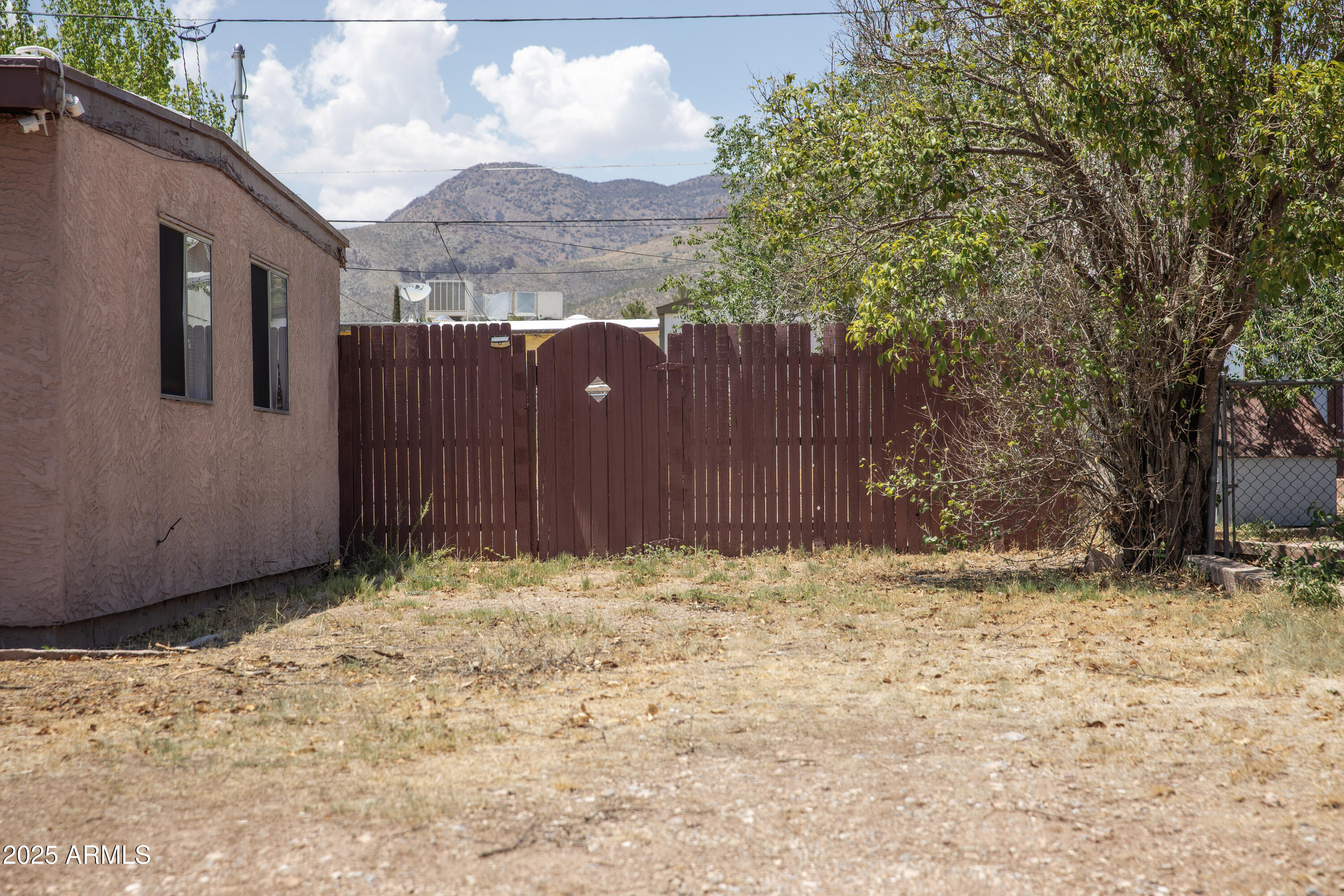 108 Graham Drive Bisbee, AZ 85603 - Photo 6 of 52 a view of a yard of the house