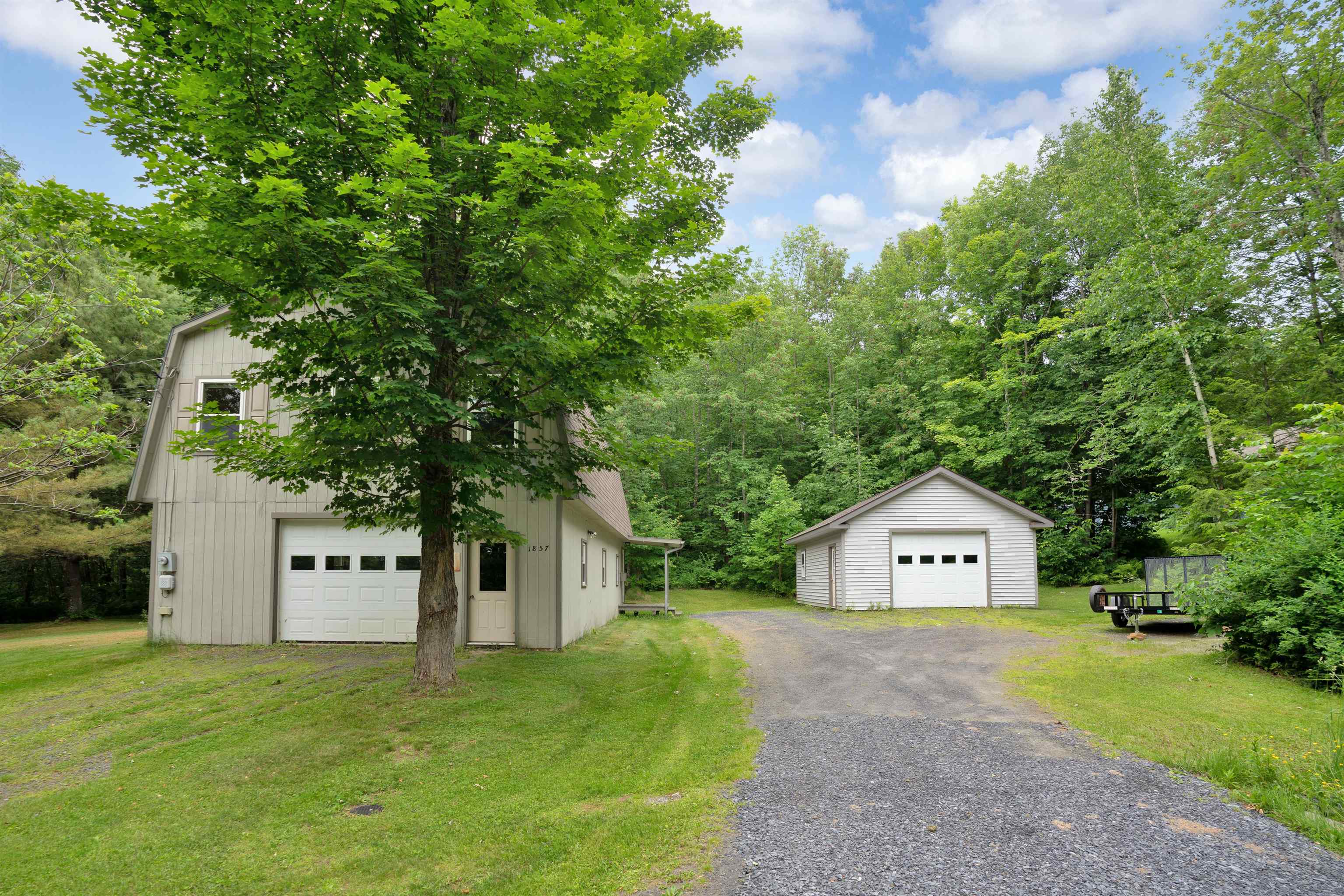 1875 Shaw Mansion Road Waterbury, VT 05677 - Photo 24 of 40 Gallery Image 24