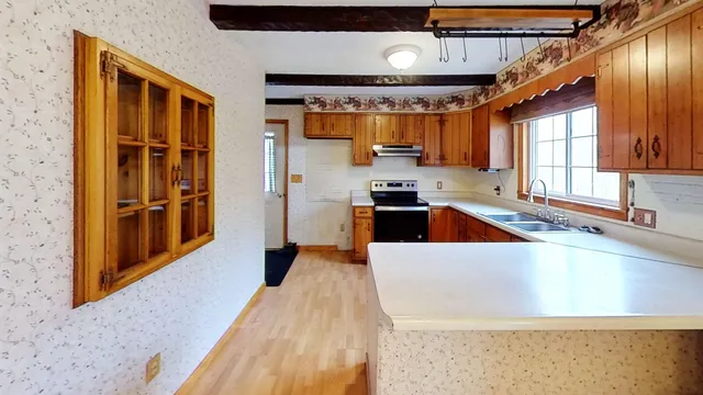 $249,900 | 583 Pinehurst Street, Lyndon, VT 05851