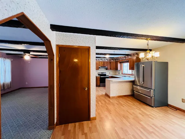 $249,900 | 583 Pinehurst Street, Lyndon, VT 05851