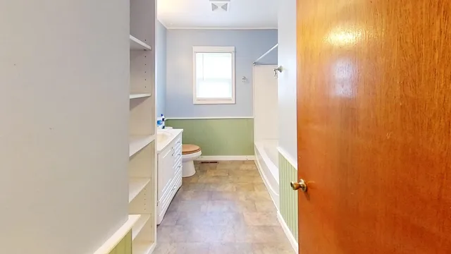 $249,900 | 583 Pinehurst Street, Lyndon, VT 05851