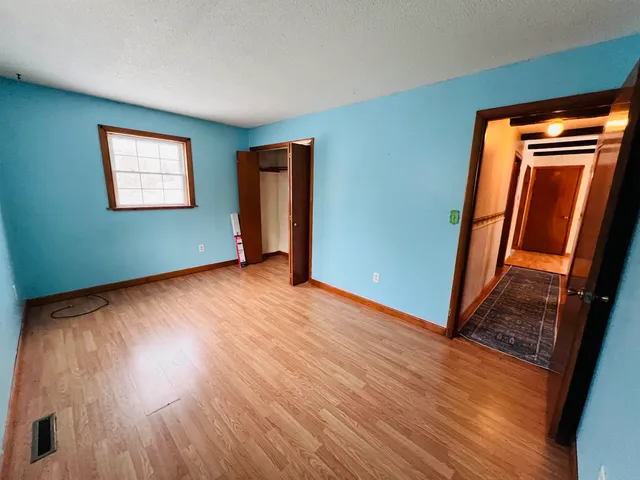 $249,900 | 583 Pinehurst Street, Lyndon, VT 05851