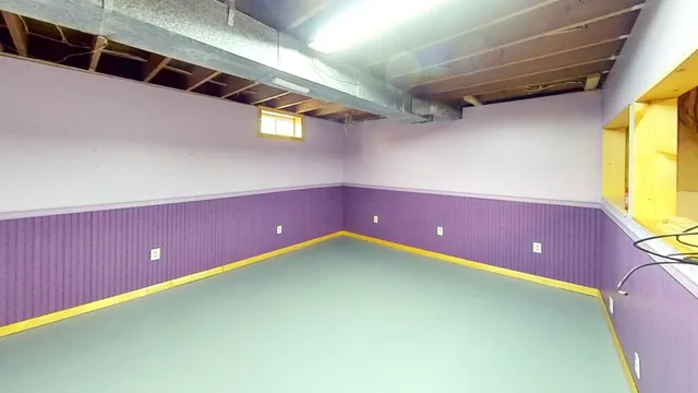 $249,900 | 583 Pinehurst Street, Lyndon, VT 05851