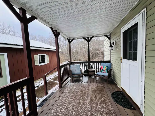 $249,900 | 583 Pinehurst Street, Lyndon, VT 05851