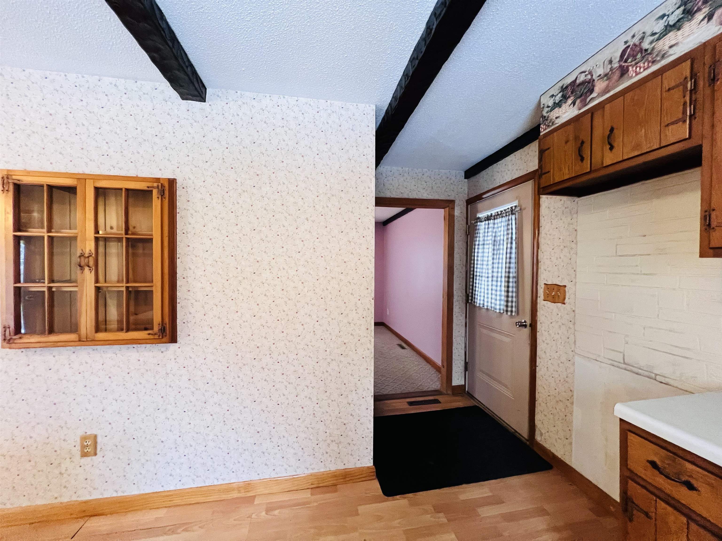 583 Pinehurst Street Lyndon, VT 05851 - Photo 6 of 57