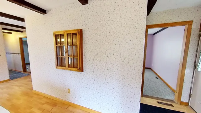 $249,900 | 583 Pinehurst Street, Lyndon, VT 05851