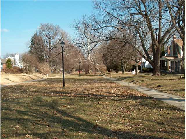 843 Berkley Road Indianapolis, IN 46208 - Photo 2 of 12