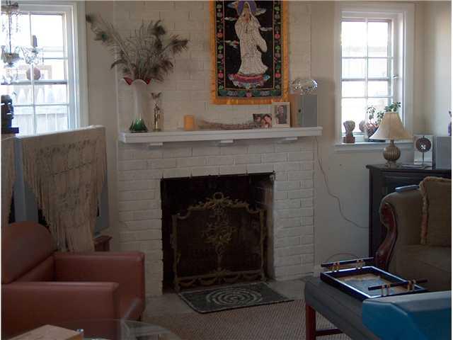 843 Berkley Road Indianapolis, IN 46208 - Photo 4 of 12