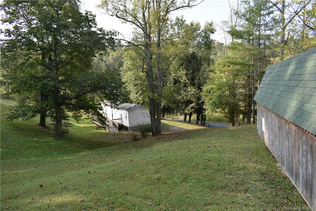 308 North Long Branch Road Marshall, NC 28753 - Photo 21 of 24 Gallery Image 21