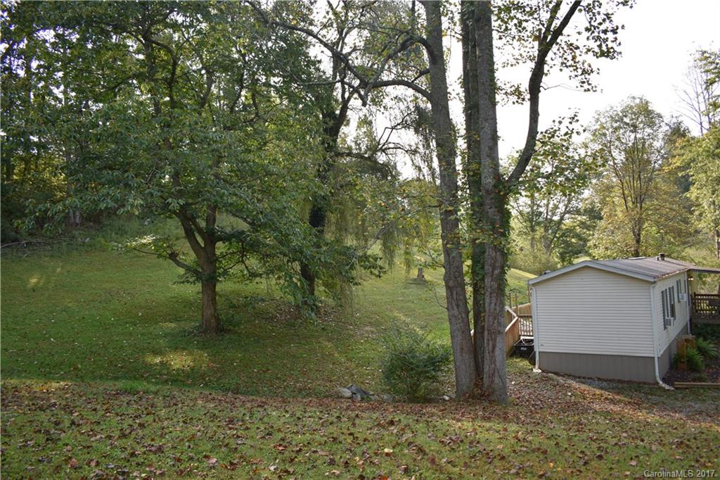 308 North Long Branch Road Marshall, NC 28753 - Photo 23 of 24 Gallery Image 23