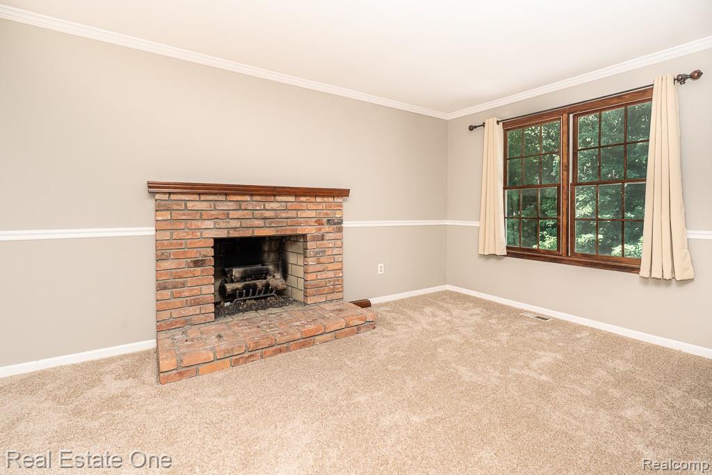 1377 Barneswood Lane Rochester, MI 48306 - Photo 29 of 39 1377 Barneswood_MLS-046.jpg