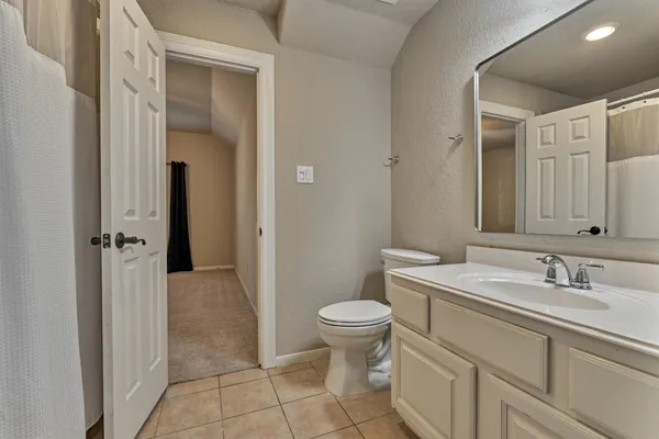 $899,000 | 34 Pawprint Place, The Woodlands, TX 77382