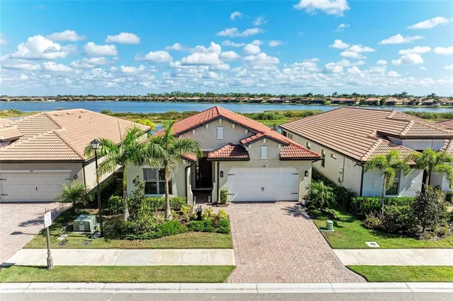 $724,900 | 576 Ravello Boulevard, Nokomis, FL 34275