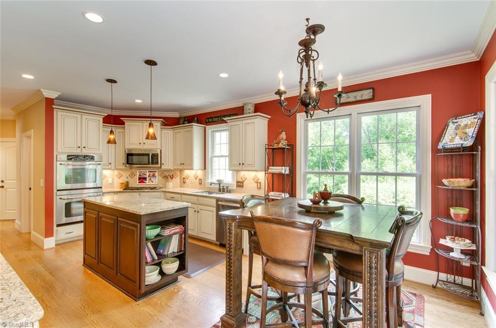 5032 Bennington Way High Point, NC 27262 - Photo 12 of 30 Gallery Image 12