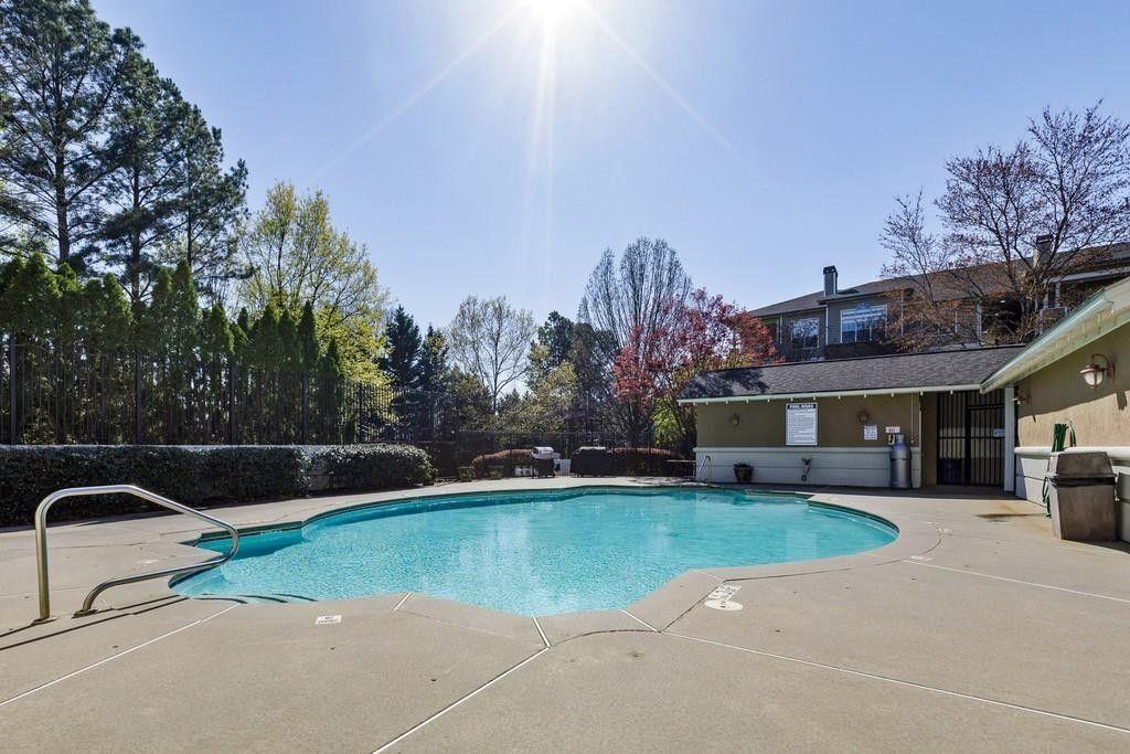 2700 Pine Tree Road Northeast, Unit 1115 Atlanta, GA 30324 - Photo 27 of 29 Gallery Image 27